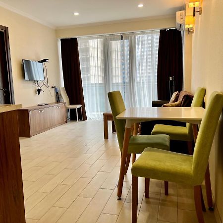 Batumi Orbi Beach Tower Eksteriør bilde