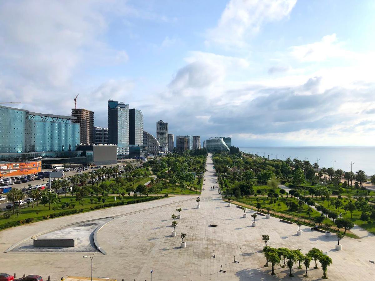 Batumi Orbi Beach Tower Eksteriør bilde