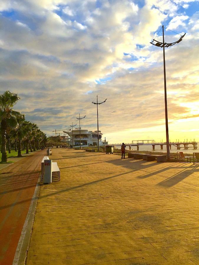 Batumi Orbi Beach Tower Eksteriør bilde
